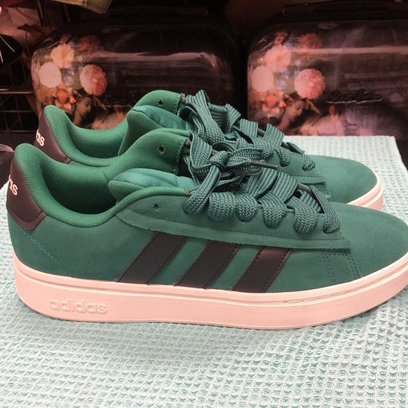 Adidas Emerald Green Sneakers with Black Accents - Picture 1 of 6